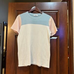 Tres Bien Ribbed Blue T-Shirt size M?
